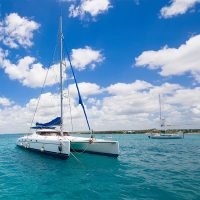 Incentive on a maxi catamaran in Porquerolles - Port-Cros